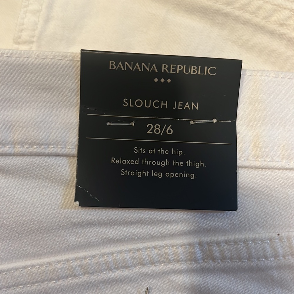 Banana Republic NWT White “slouch” Jean size 6 - Picture 3 of 3